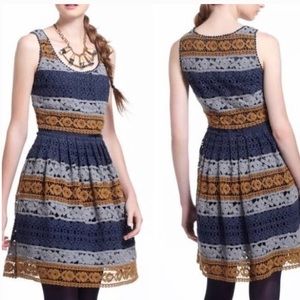 Anthropologie Striated Lace Dress by Maeve size 4